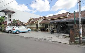 Reddoorz Near Rs Sarjito Yogyakarta 2